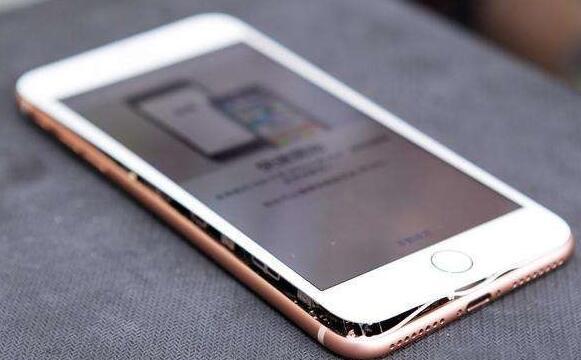 蘋果公司應對iPhone 8充電機充電蓄電池鼓包的方案是什么？與三星Note7 爆炸門有何區別？