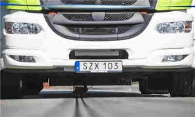 瑞典修建可邊開(kāi)車(chē)邊充電公路使用的是什么充電機(jī)技術(shù)呢