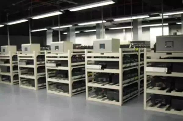 充電機充電蓄電池基本功能與在線監(jiān)測