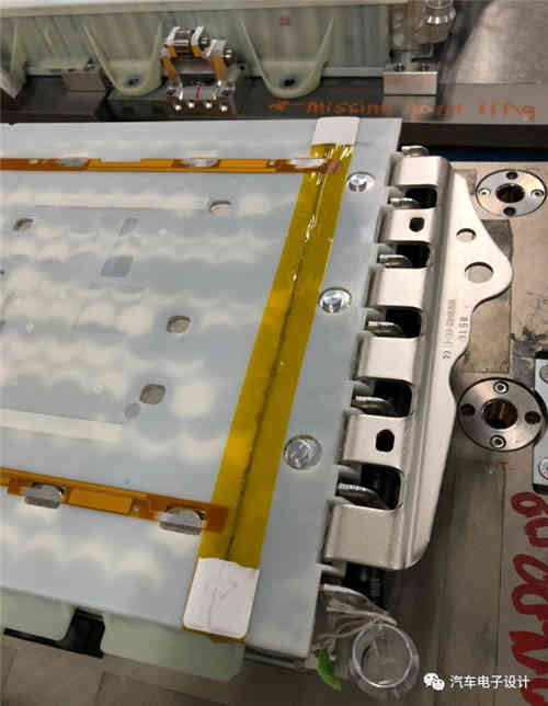 Martin Tripp爆料了哪些充電機充電蓄電池的黑材料 Martin Tripp爆料了哪些充電機充電蓄電池的黑材料